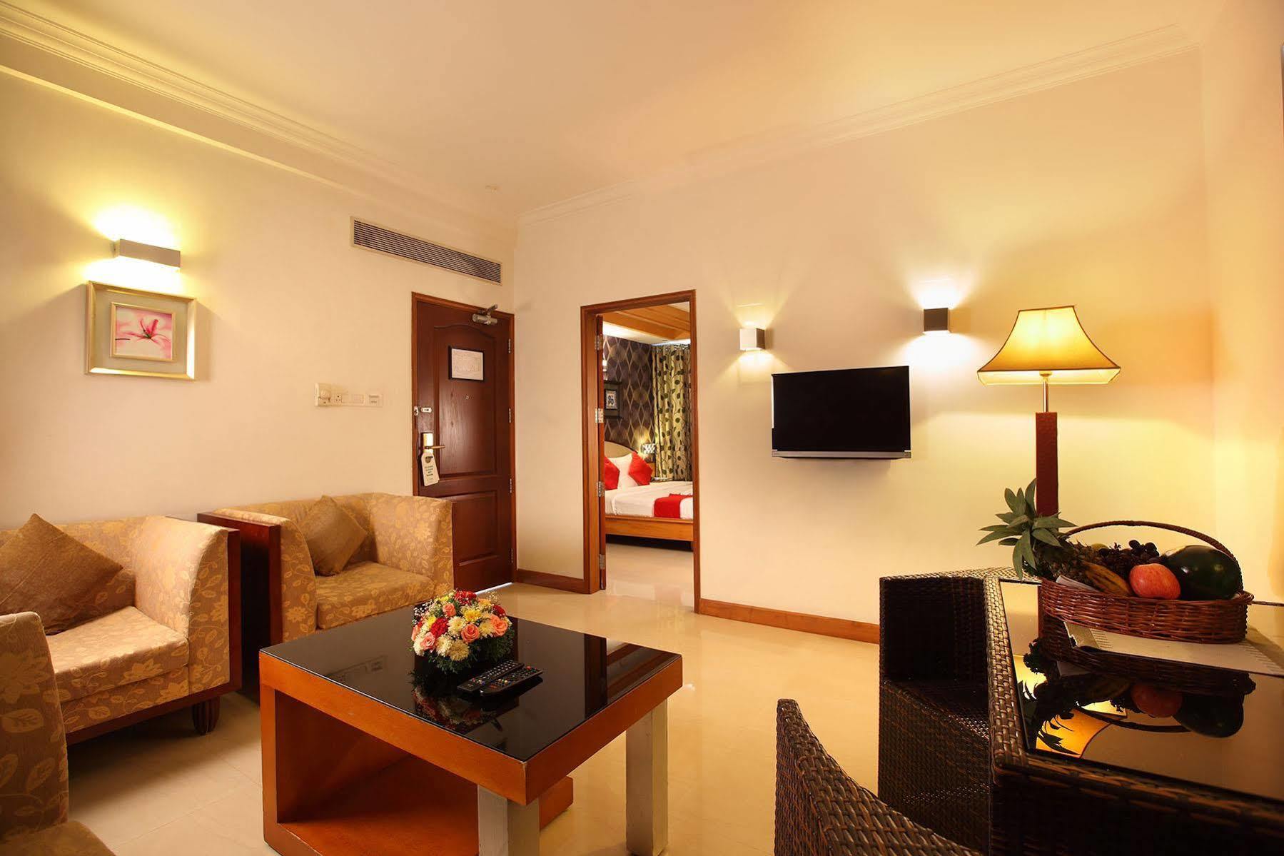Hotel Park Residency, Kakkanad Kochi Εξωτερικό φωτογραφία