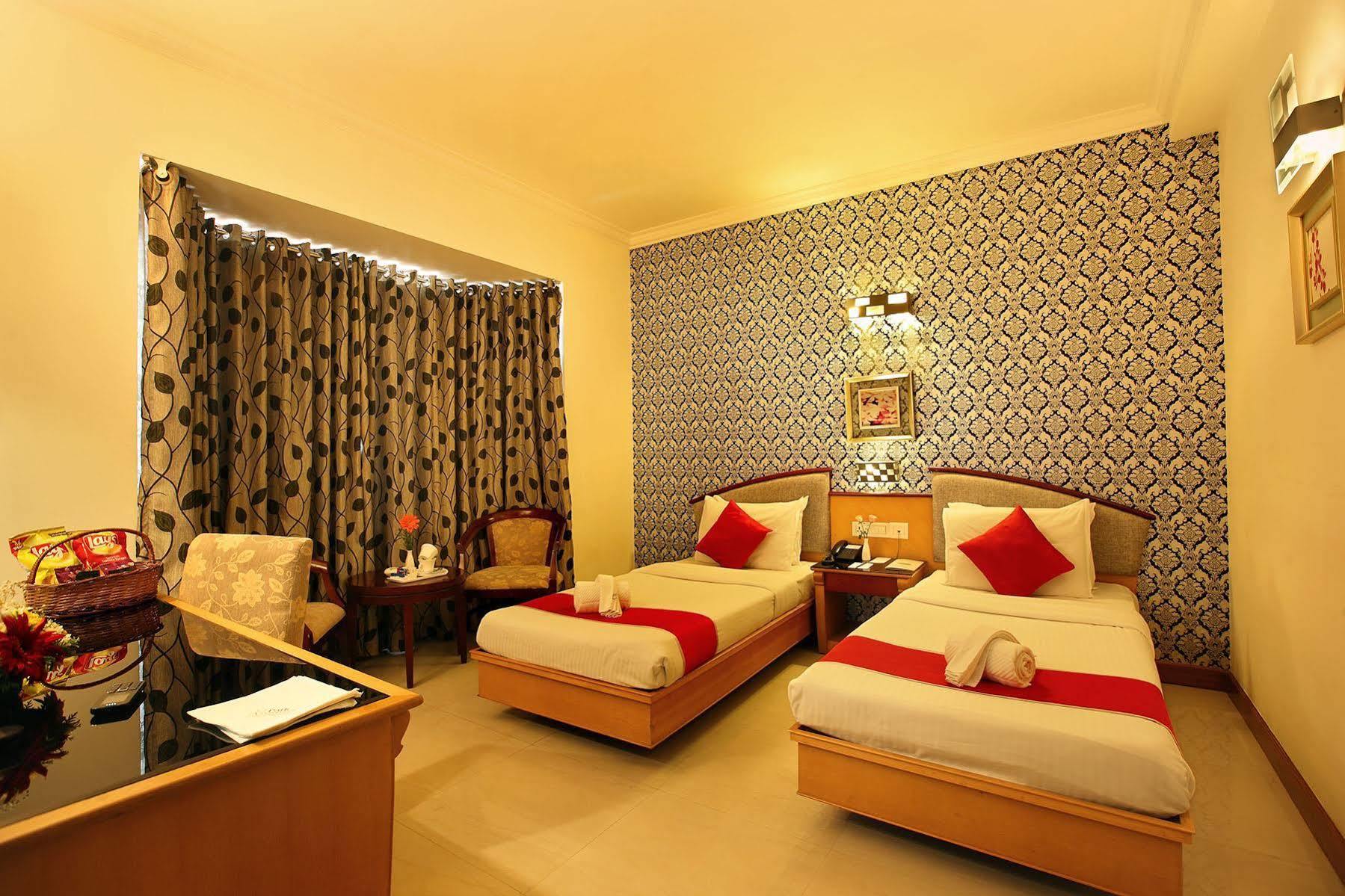 Hotel Park Residency, Kakkanad Kochi Εξωτερικό φωτογραφία
